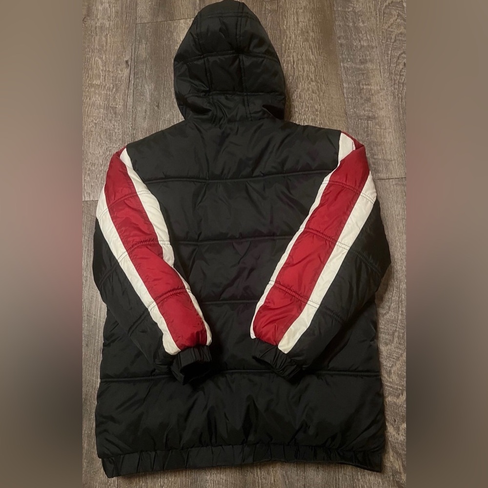 Black, Red & White Nike Air Jordan Puffer Jacket Sixe Medium NWOT - Picture 5 of 5